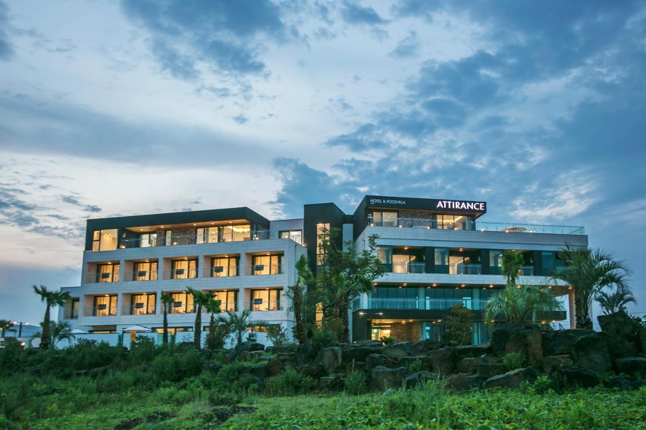 Jeju Attirance Hotel & Poolvilla Seogwipo Exterior photo